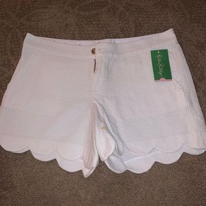 Lilly Pulitzer scalloped shorts